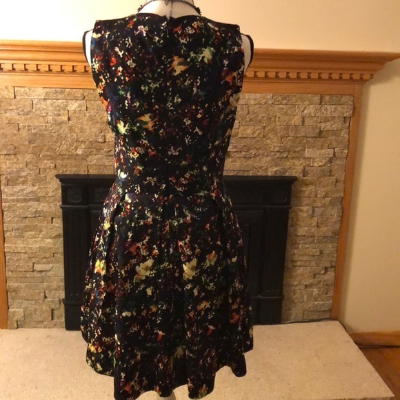 Gorgeous Gap Zip Back Dress‎ Size 4 - Picture 5 of 8